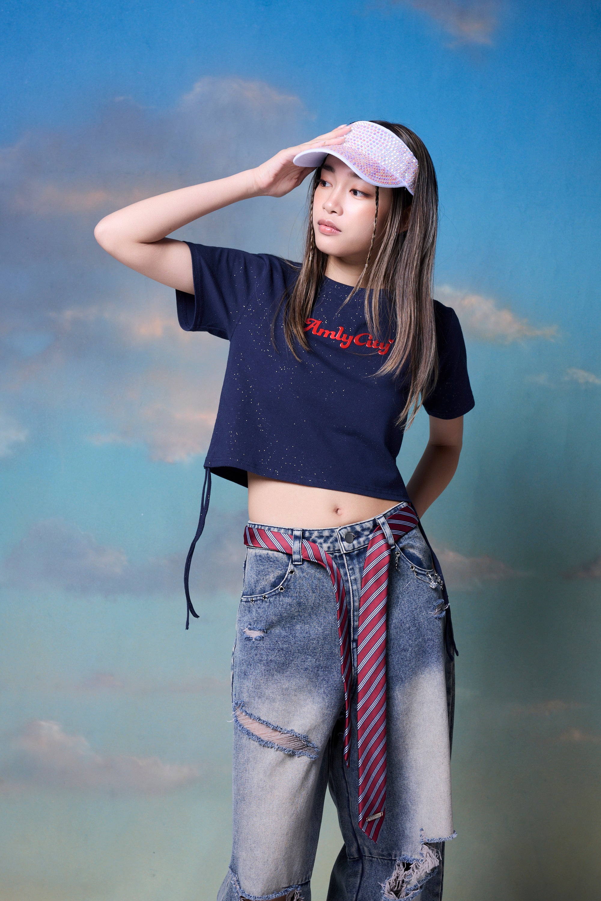 グリッターロゴTシャツ – AmlyCity