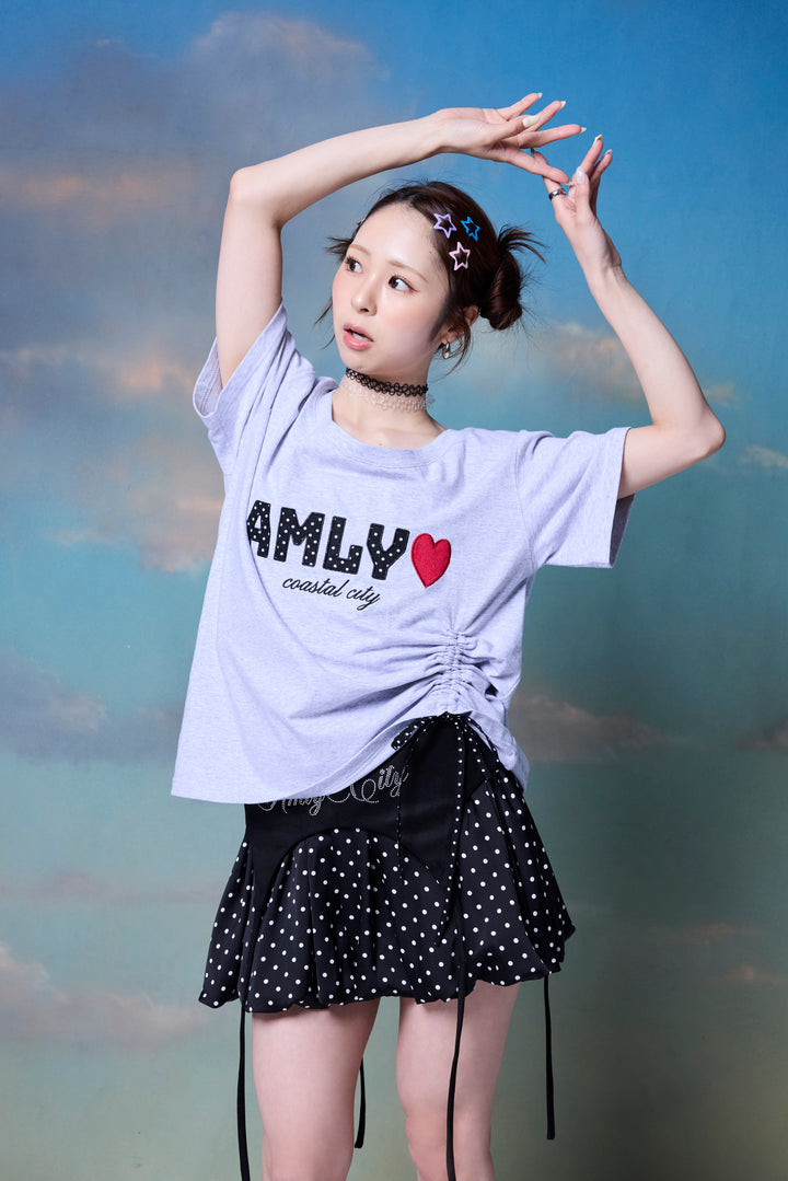 AMLY裾ドロストロゴTシャツ