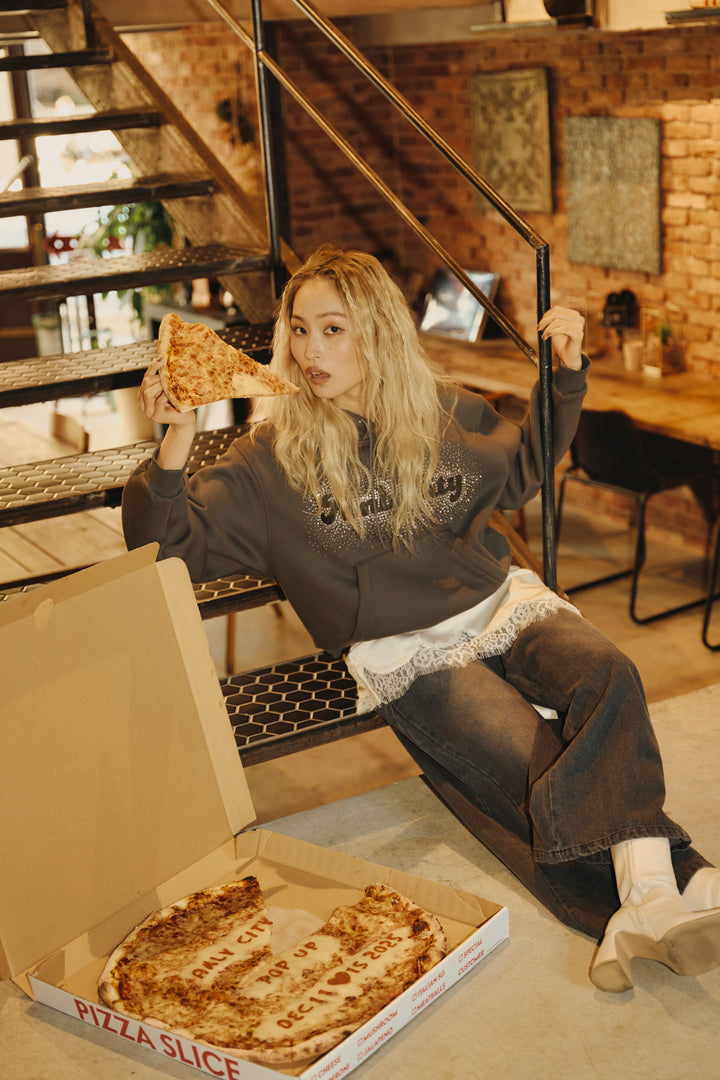 ラインストーンフーディー