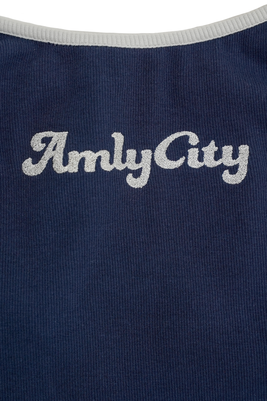 ショルダーリボンラメ刺繍キャミソール ＜カップ付き＞