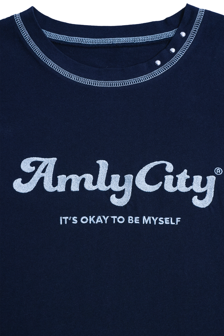 AmlyロゴステッチTシャツ