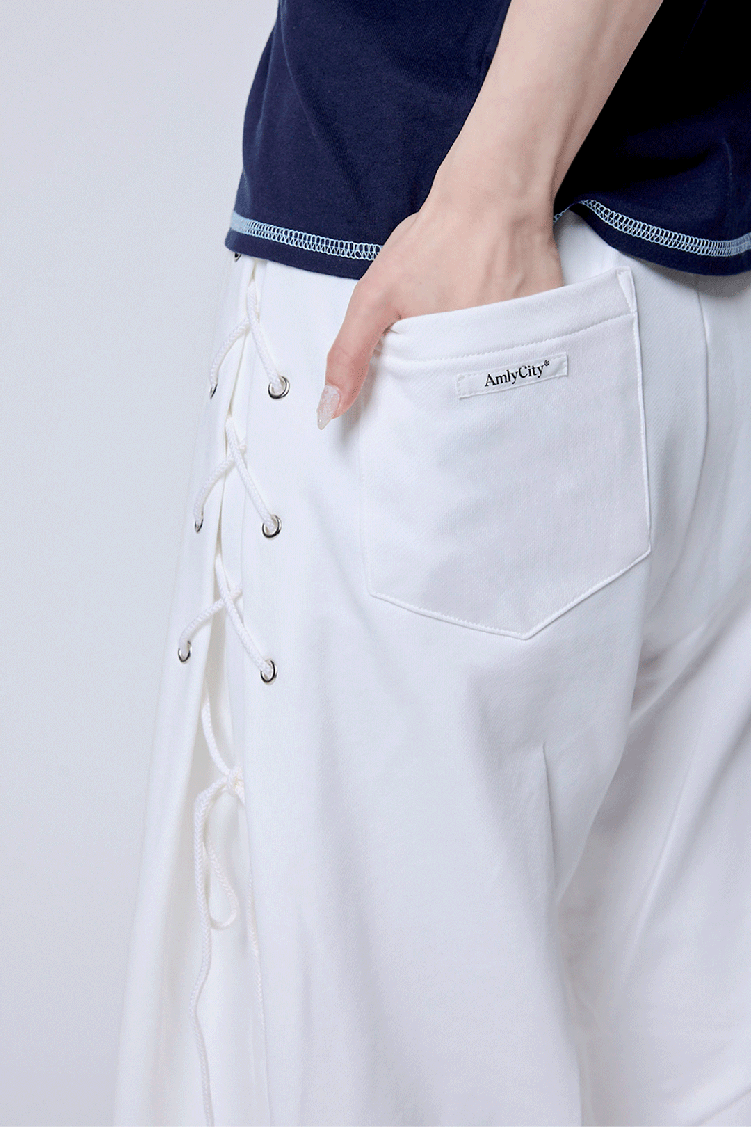 【5/15 (fri) 18:00 発売開始】NEW COLOR / NEW SIZE サイドリボンスウェットパンツ