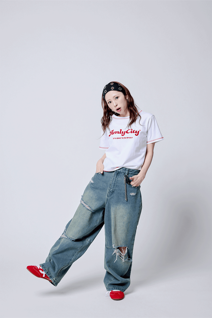 【5/15 (fri) 18:00 発売開始】AmlyロゴステッチTシャツ